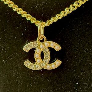 CHANEL Gold CC Pendant Necklace with rhinestones and faux Pearl accent